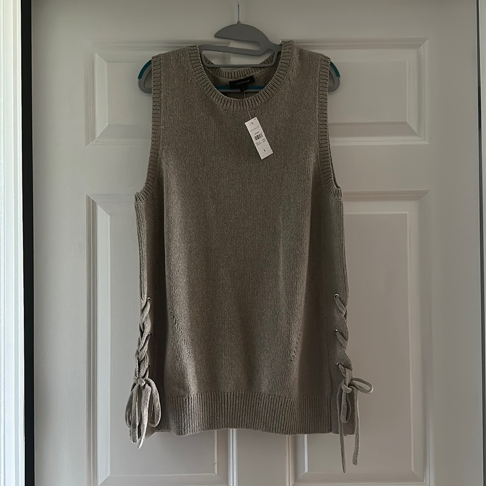 NWT Ann Taylor Tunic Vest Sweater